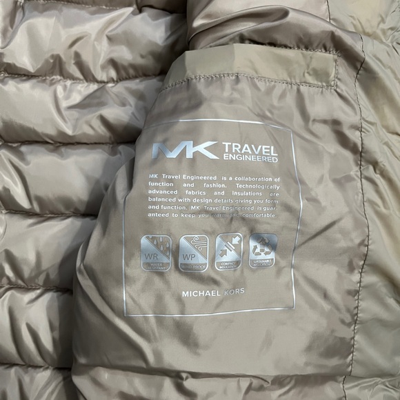 NWT - Michael Kors Men’s Quilted Puffer Jacket - Size XL - Picture 8 of 10